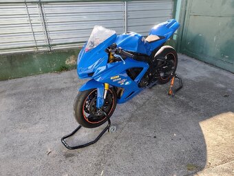 Okruhovka GSX-R 600 K8 - 2