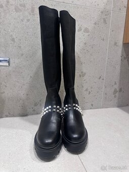 Musette nové čižmy - 2