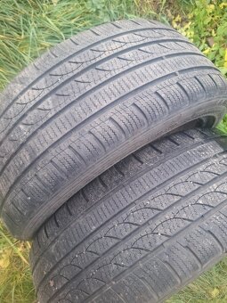 Celoročné Zimne pneumatiky 225/45/R18 - 2
