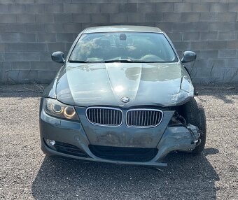 ROZPREDÁME BMW E90 325i/330i Facelift - 2