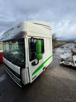 2 ks kabíny na ťahač DAF XF 105 - 2