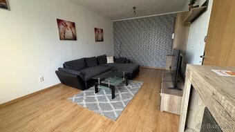 Predám velký 2-izbový byt po komplet rekonštrukcii ZARIADENÝ - 2