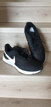 Dámske tenisky Nike 40,5 - 2