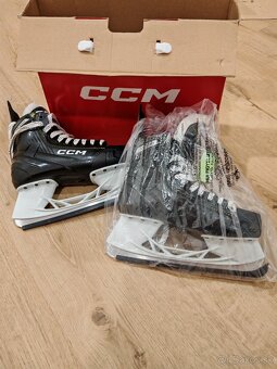 Korčule na ľad CCM - 2