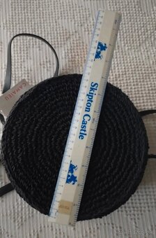 Čierna kabelka NOVÁ s visackou - 2