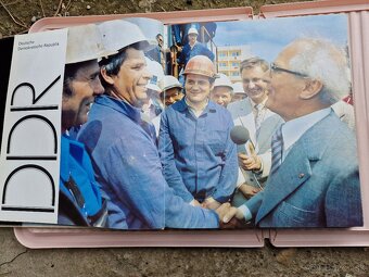 Veľká kniha DDR. - 2