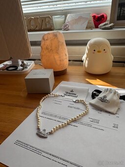 Nahrdelnik Vivienne Westwood - 2