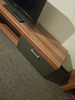 Obývacia stena + stolík - 2