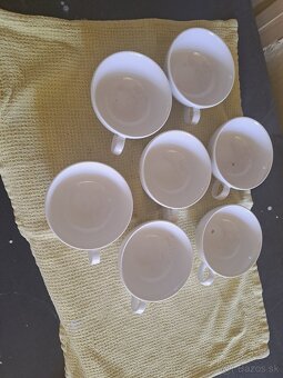 Čajové šálky s tanierikmi - 2