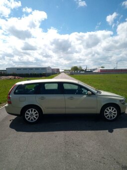 Volvo V50 - 2