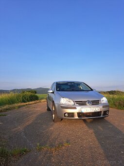Golf 5 - 2
