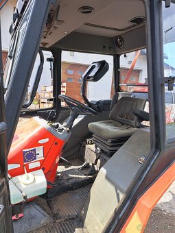 TROJKOVA BRNENSKA KABINA TRAKTOR ZETOR - 2