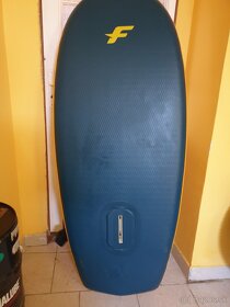 1/.Wing foil Naish 350eur a 2/. f-one rocket 299eur - 2