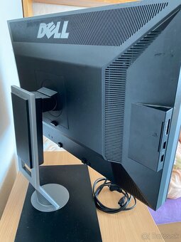 DELL U2410 60 Hz Monitor - 2