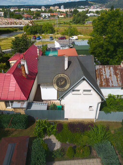 4-izbový rodinný dom s garážou a dielňou, 164 m², blízko cen - 2