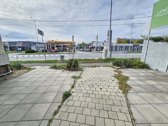 Priestor s výmerou 70 m2 na prízemí pre vaše podnikan… - 2