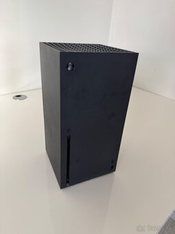 Predám Xbox series X - 2