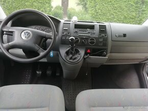 Volkswagen T5 transporter 6 miest - 2