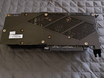 ASUS DUAL RTX 2070 SUPER EVO OC - 2