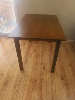 Jedálenský stôl - 2