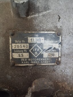 Nefunkčný motor IFA el308 - 2