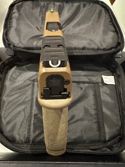 Pištoľ HELLCAT - 2