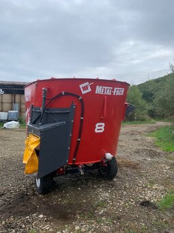 Predám krmný voz Metal-Fach 8m3 - 2