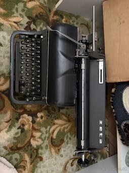 Zeta písací stroj - 2