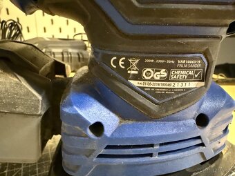 Vibračná brúska VARO 200W – s odsávaním prachu - 2