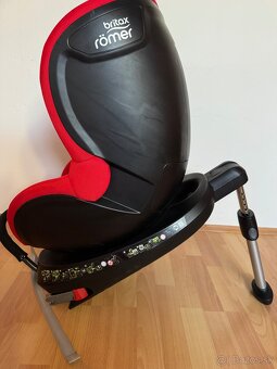 Britax Romer 2R otočná isofix - 2