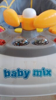 BABY MIX Detské chodítko s volantom 
 - 2
