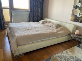 Krásna posteľ vrátane matraca z kvalitného materiálu - 2