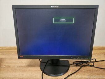 Monitor Lenovo ThinkVision - 2