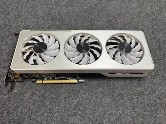 Predám kartu GIGABYTE GeForce RTX 3060 Ti VISION OC 8GB - 2