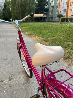 Dámsky mestský bicykel DHS Citadinne 2832 28" - 2
