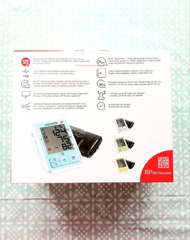 Tlakomer Microlife BP B6 Favourite na ruku - 2