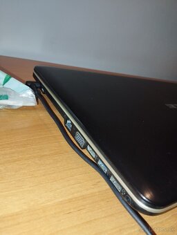 Predám Notebook ASUS model 2016 - 2