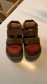 Topanky Froddo velkost 25 - 2