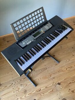 Klavír Yamaha EZ-200 - 2