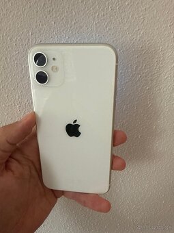 Predám iPhone 11 white 64GB - 2