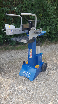 Stiepacka na drevo Scheppach HL 810 8t 400 V - 2
