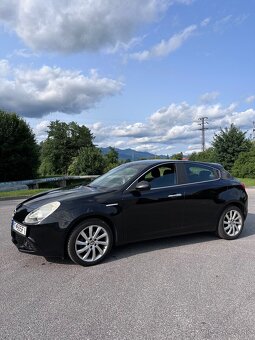Alfa Romeo Giulietta 1.6 - 2