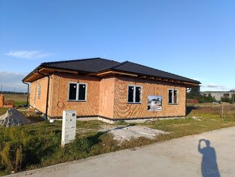Novostavba 4izboveho domu - 2