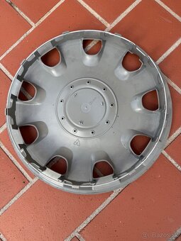 Predam orginal puklicu na Peugeot 14” - 2