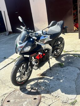 Aprilia tuono 125 - 2