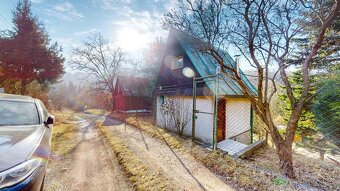 Záhradná chatka s vysporiadaným pozemkom Zvolen / Neresnica - 2