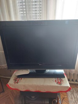 LCD televízor LG 37LC41 - 2