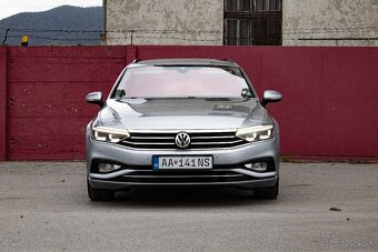 Volkswagen Passat Variant - 2