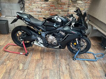 Honda  CBR 650 - 2
