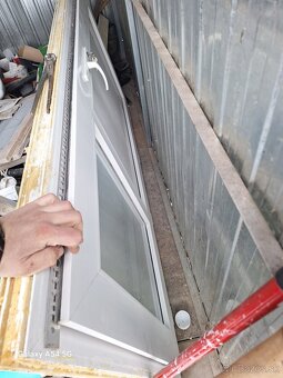 Predam plastove dvere.. - 2